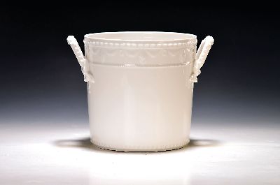 27148068a - 12 table objects Kurland, KPM, Berlin, after 1945, white porcelain, 8 half-moon plates ...