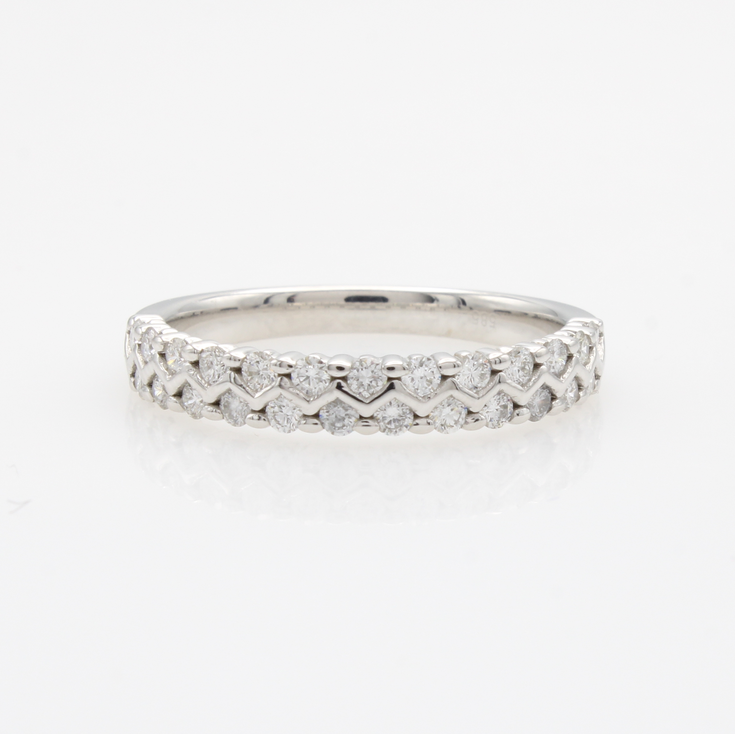 Image 27148124 - Ring mit Brillanten, WG 585/000, 25 Brill. in 2 Reihen versetzt gef. zus. ca. 0.50 ct ...