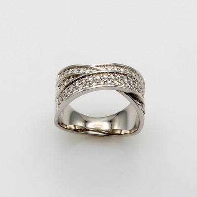27148118a - Ring mit Brillanten, WG 585/000, Brill. zus. ca. 0.65 ct Weiß/si, 3-rhg., verschlungene ...
