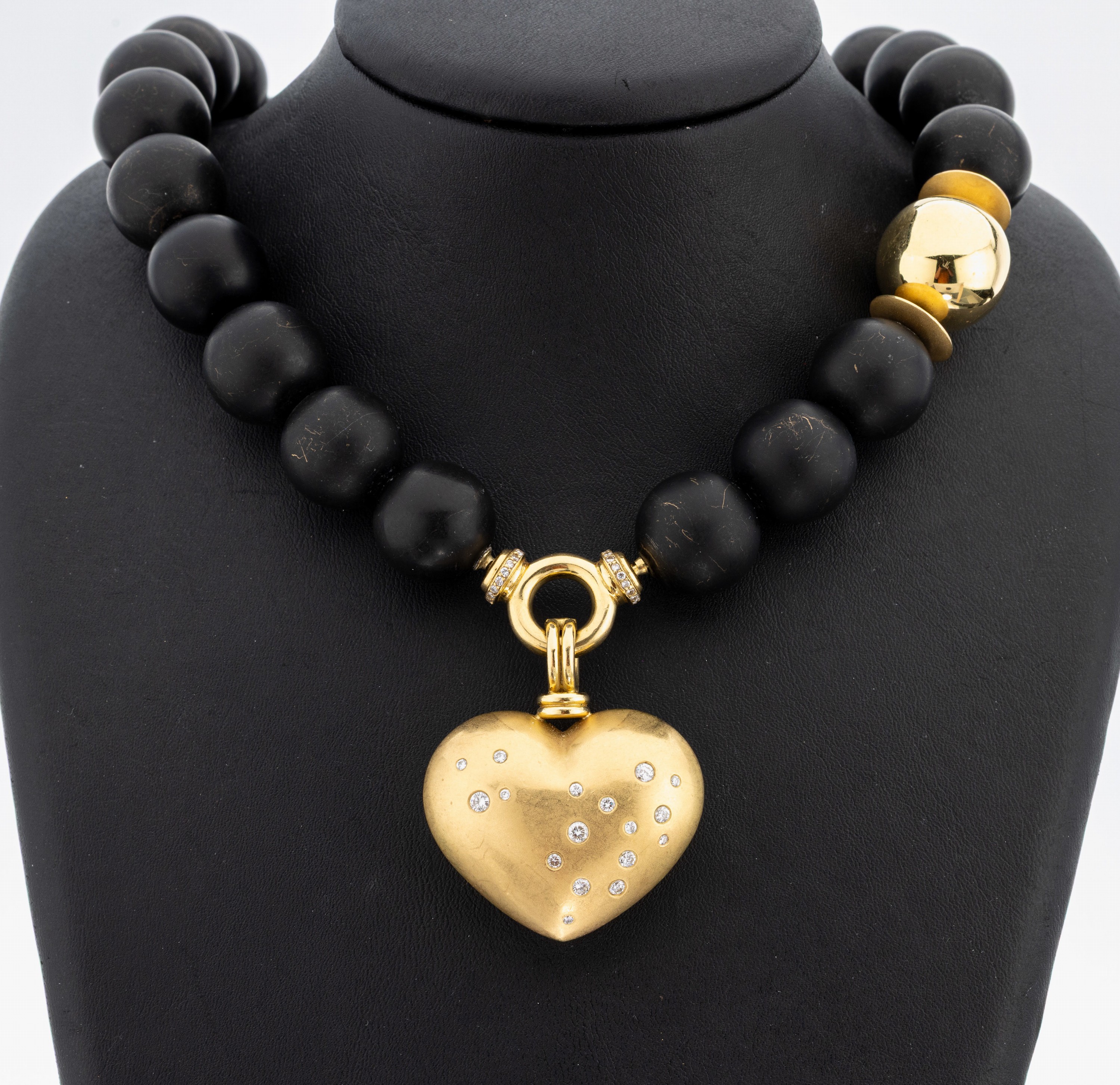 Image 27148218 - Ausgefallenes 18 kt Gold Brillant-Collier, GG 750/000, Collier aus mattierten Onyx- ...