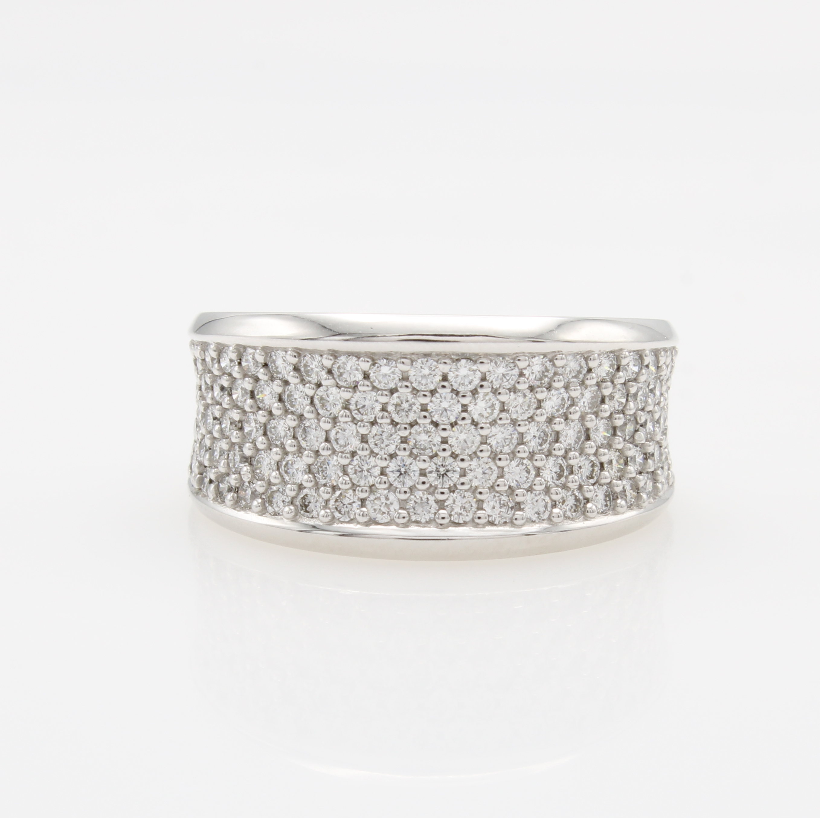 Image 27149037 - Ring mit Brillanten, WG 585/000, 87 Brill. in Pavéefassung zus. ca. 1 ct Weiß/p, RW ...