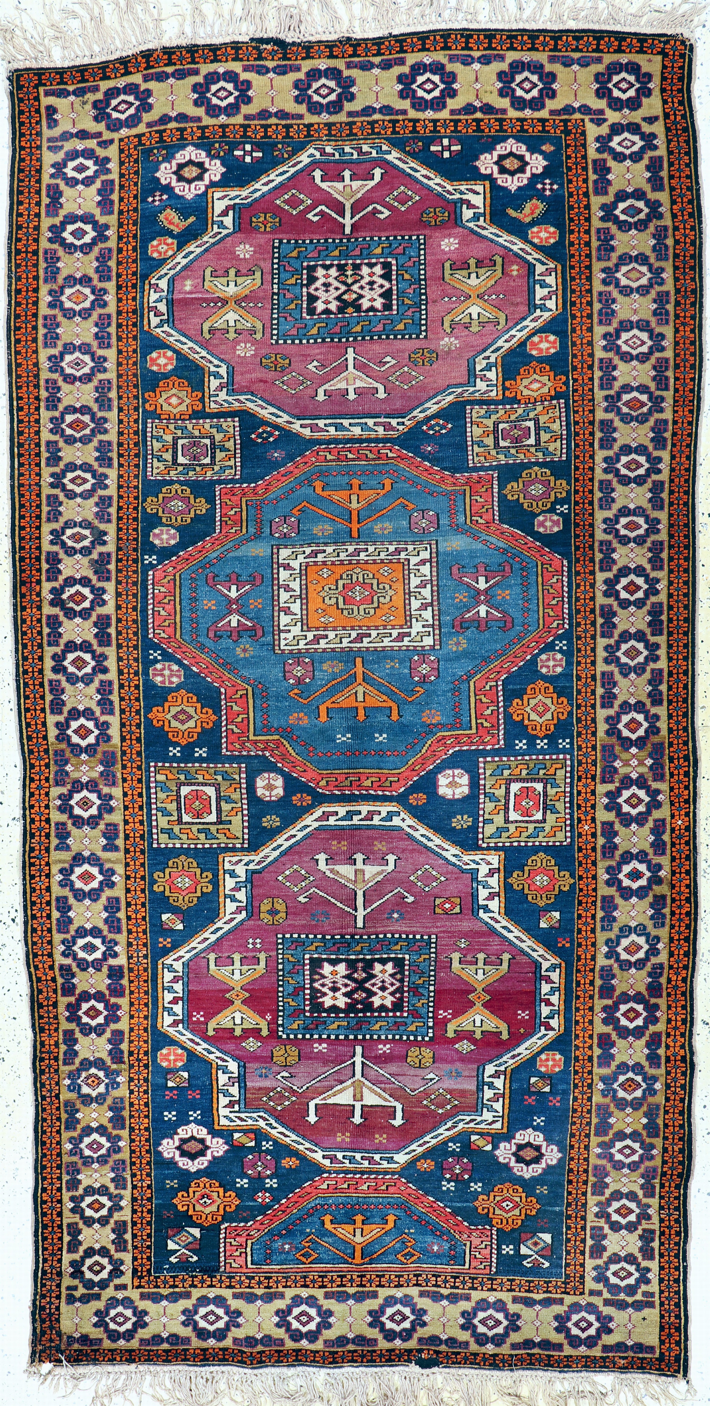 Image 27149086 - Kazak antik, Kaukasus, um 1900, Wolle auf Wolle, ca. 330 x 170 cm, Mottenfraß, EHZ: 4 ...