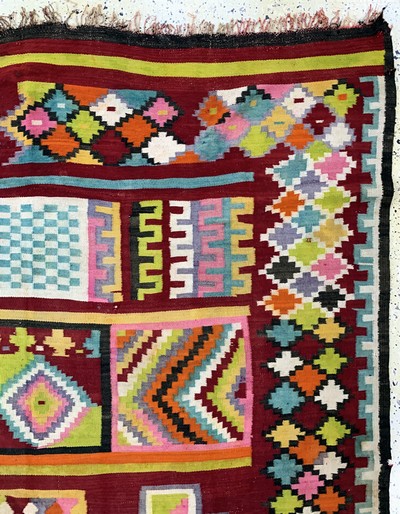 27149031b - Kelim alt, Marokko, Anfang 20.Jhd, Wolle auf Wolle, ca. 330 x 185 cm, verfärbt, EHZ: ...