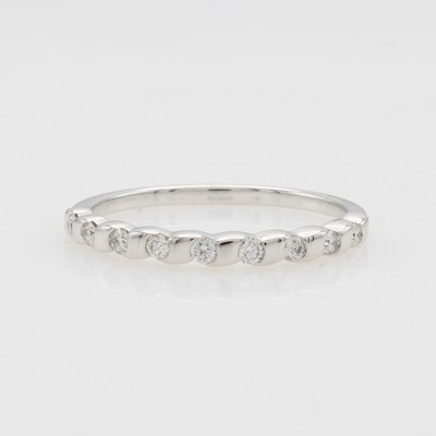 Image Ring mit Brillanten, WG 750/000, 9 Brill. zus. ca. 0.20 ct Weiß/si, RW ca. 56.5 ...