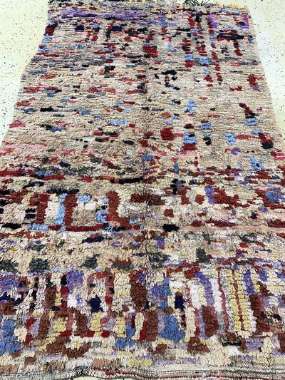27149047f - Marokko alt, Mitte 20.Jhd, Stoffreste geknüpft auf Baumwolle, ca. 245 x 150 cm, EHZ: 2 ...