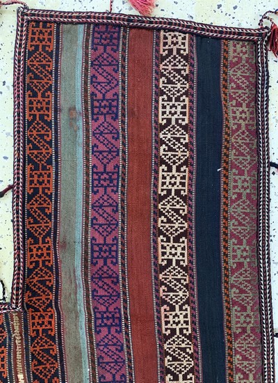 27149096b - Nomaden´Pferdedecke´, Persien, Anfang 20.Jhd, Wolle auf Wolle, ca. 170 x 155 cm, EHZ: 2 ...