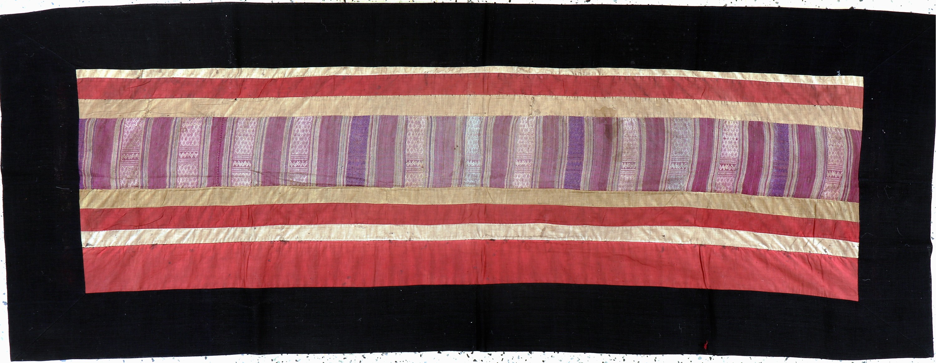 Image 27149102 - Antique wall hanging, Laos, around 1900, wovencotton, approx. 212 x 80 cm, condition: 3. ...