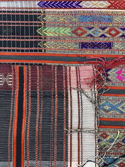 27149180f - ´Zeremonielles-Tuch´, Burma, Anfang 20.Jhd,Baumwolltuch mit Seide und Metall bestickt, ...