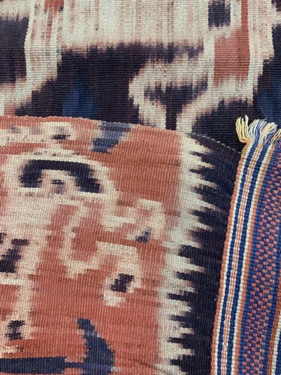 27149273e - Sumba´Ikat´, Indonesien, Anfang 20.Jhd, Baumwolle, ca. 240 x 114 cm, EHZ: 2 ...