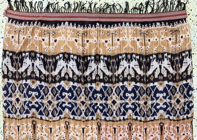 27149274a - Sumba´Ikat´, Indonesien, Anfang 20.Jhd, Baumwolle, ca. 210 x 110 cm, EHZ: 2 ...