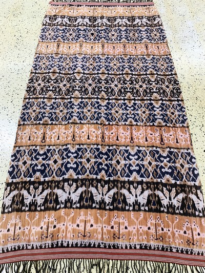 27149274d - Sumba´Ikat´, Indonesien, Anfang 20.Jhd, Baumwolle, ca. 210 x 110 cm, EHZ: 2 ...