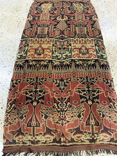 27149278d - Sumba´Ikat´, Indonesien, Anfang 20.Jhd, Baumwolle, ca. 245 x 120 cm, EHZ: 2 ...