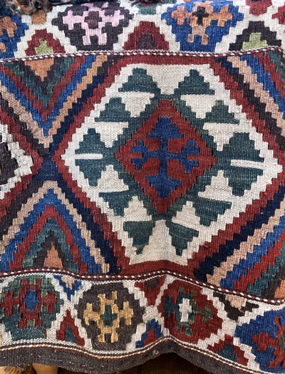 27149282b - Shahsawan´Mafrasch´, Persien, um 1900, Wolle auf Wolle, ca. 110 x 50 x 50 cm, EHZ: 3 ...