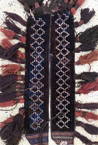 27149298a - 3 Lots Belutsch´Tierschmuck´, Persien, Anfang 20.Jhd, Wolle auf Wolle, ca. 110 x 12 cm, ...