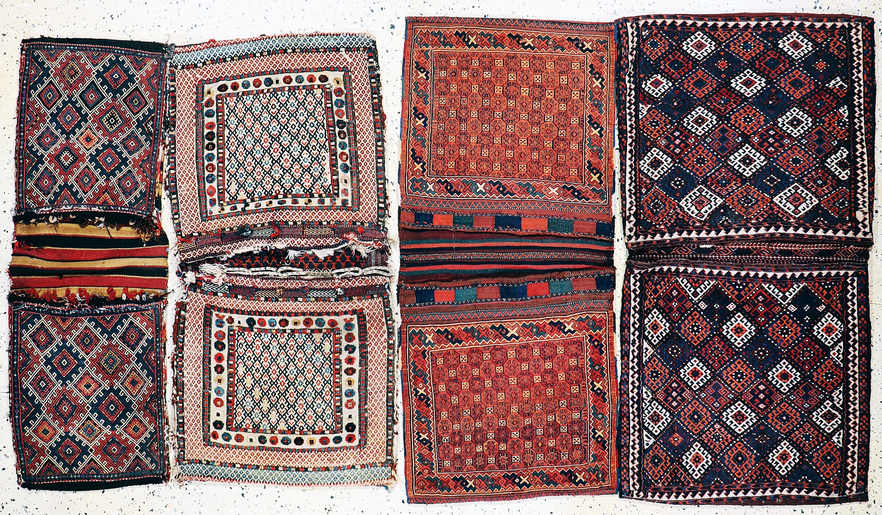 Image 27149301 - 4 Sumakh Doppeltaschen, Persien, Anfang 20.Jhd, Wolle auf Wolle, ca. 145 x 75 cm, EHZ:3 ...