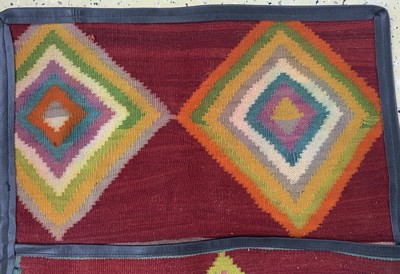 27149303b - 3 Selbstgemachte Taschen, Türkei, Mitte 20.Jhd, Wolle auf Wolle, ca. 100 x 60 cm & ca. ...