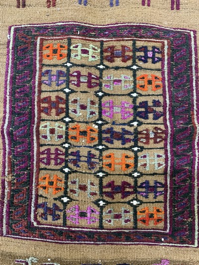 27149305c - Belutsch´Sofreh´, Persien, Anfang 20.Jhd, Wolle auf Wolle, ca. 70 x 77 cm, EHZ: 2 ...