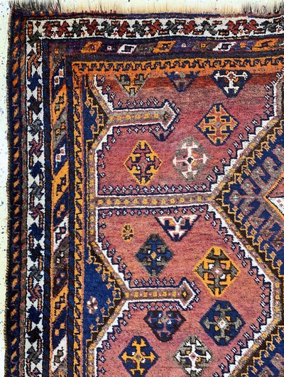 27149316c - Schiraz alt, Persien, Anfang 20.Jhd, Wolle auf Wolle, ca. 232 x 163 cm, EHZ: 3 ...