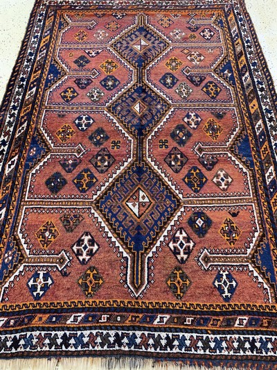 27149316e - Schiraz alt, Persien, Anfang 20.Jhd, Wolle auf Wolle, ca. 232 x 163 cm, EHZ: 3 ...