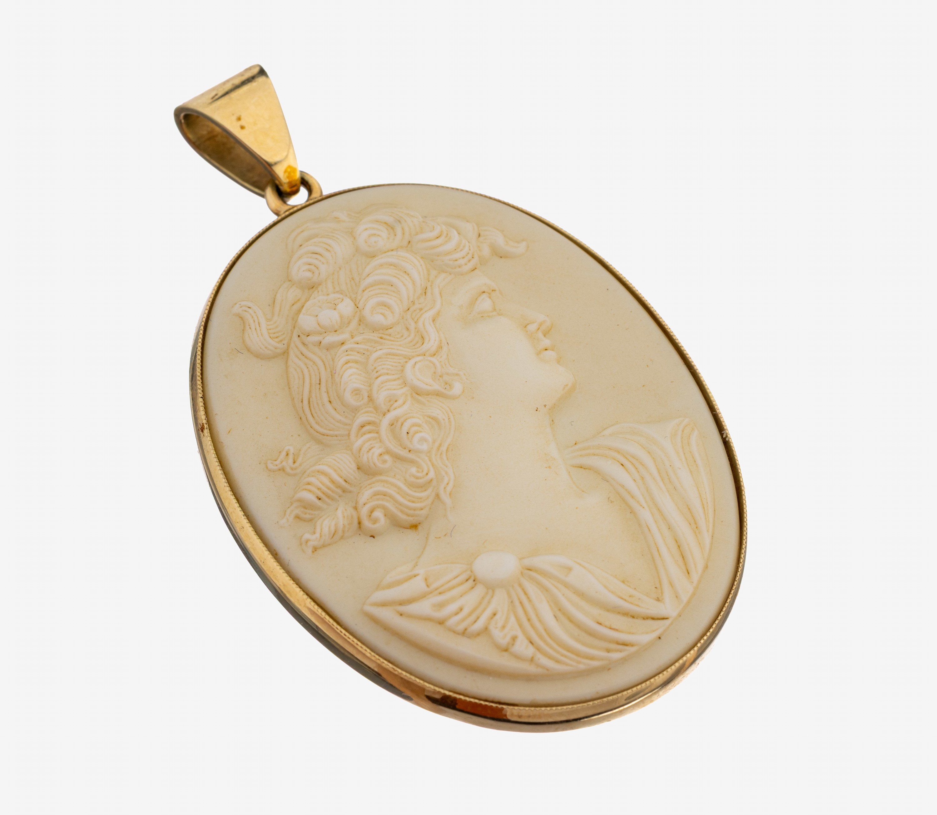 Image 27149495 - 14 kt gold cameo-pendant , YG 585/000 tested, oval cameo, presentation of a woman ...