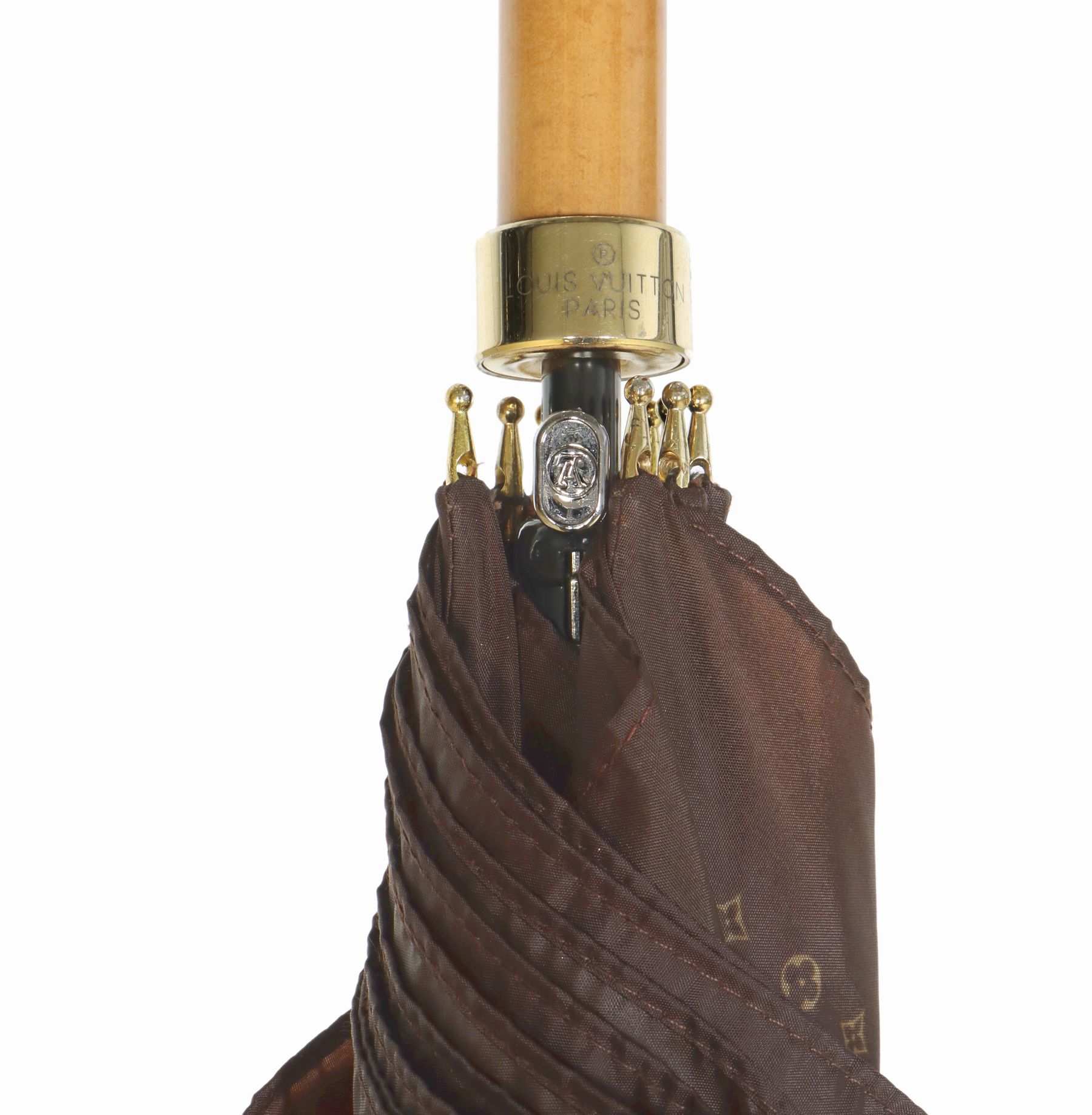 https://archiv.henrys.de/images/271/495/27149534a-1.jpg