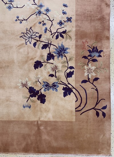 27149561a - Peking alt, China, Anfang 20.Jhd, Wolle aufBaumwolle, ca. 345 x 250 cm, EHZ: 2(Flecken) ...