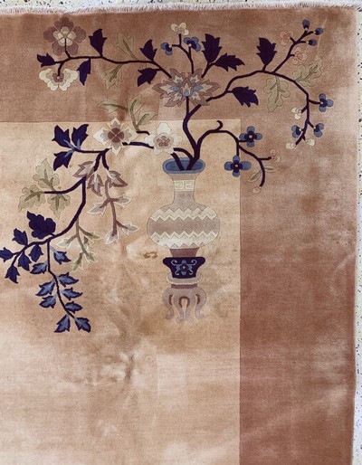 27149561e - Peking alt, China, Anfang 20.Jhd, Wolle aufBaumwolle, ca. 345 x 250 cm, EHZ: 2(Flecken) ...