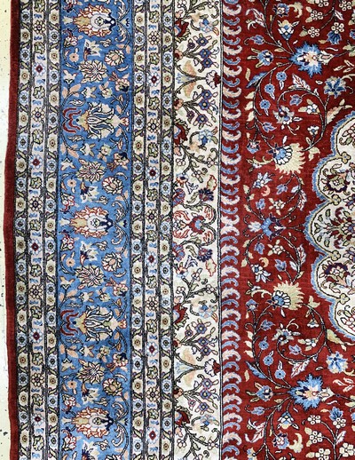 27149607c - Seiden Istanbul signiert, Türkei, Ende 20.Jhd, reine Naturseide, ca. 333 x 215 cm, ...
