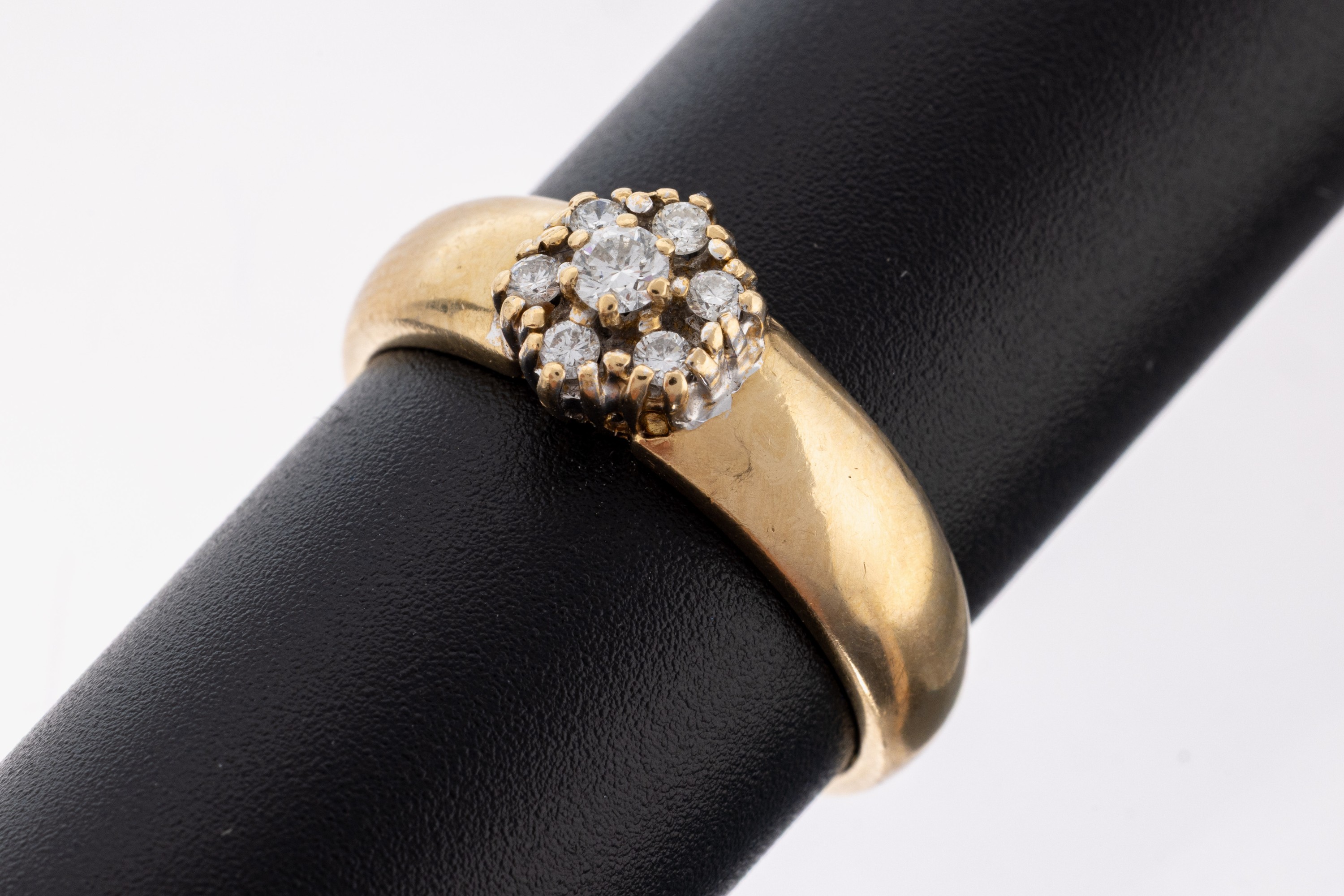 Image 27149883 - 14 kt Gold Brillant-Ring, GG 585/000, blütenf. Ringkopf, in mehreren Ebenen, 7 ...