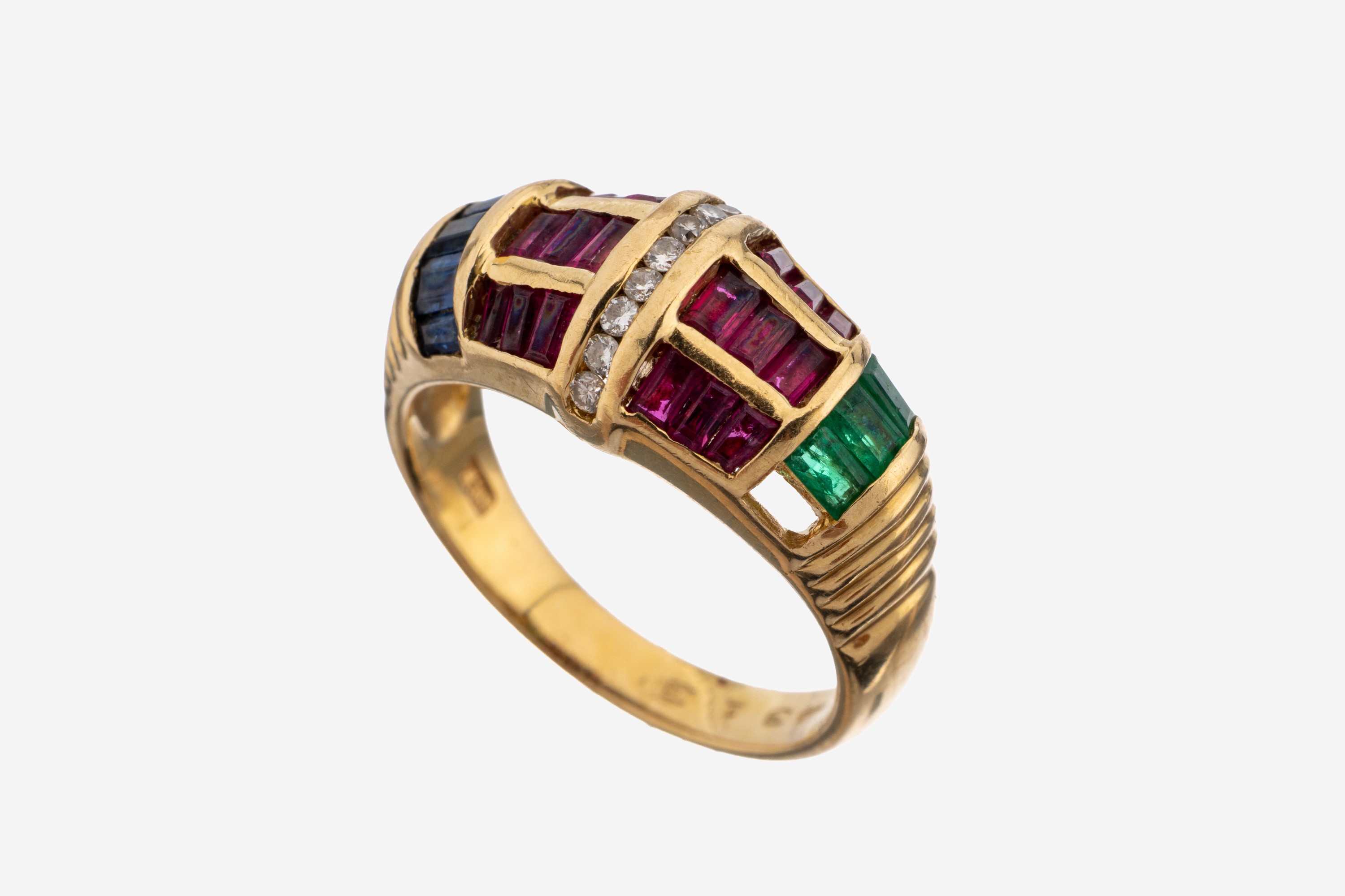 Image 27150004 - 18 kt Gold Brillant-Rubin-Saphir-Smaragd-Ring, GG 750/000, Ringschultern gerillt, 9 ...
