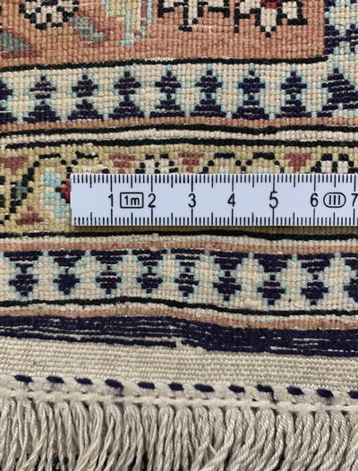 27151070d - Ghom Seide, Persien, Mitte 20.Jhd, reine Naturseide, ca. 130 x 85 cm, ...