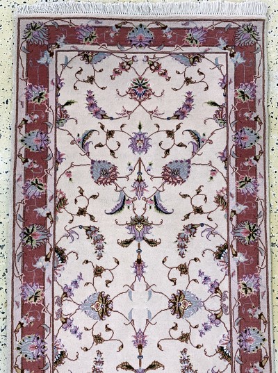 27151073a - Täbriz fein(50 Raj), Persien, Ende 20.Jhd, Korkwolle mit Seide, ca. 240 x 74 cm, ca. ...