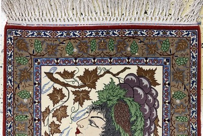 27151086a - Esfahan fein, Persien, Ende 20.Jhd, Korkwolle auf Seide, ca. 64 x 60 cm, EHZ: 1-2 ...
