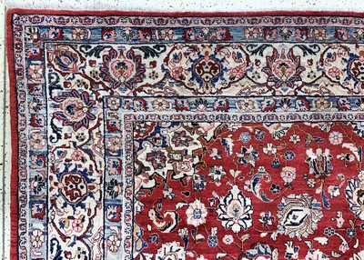 27151121g - Saruk old, Persia, mid-20th century, wool on cotton, approx. 370 x 270 cm, condition: ...