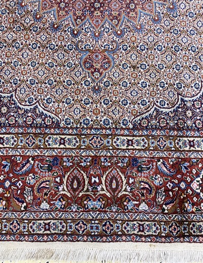27152192e - Mud fein, Persien, Ende 20.Jhd, Korkwolle mit Seide, ca. 250 x 245 cm, ...