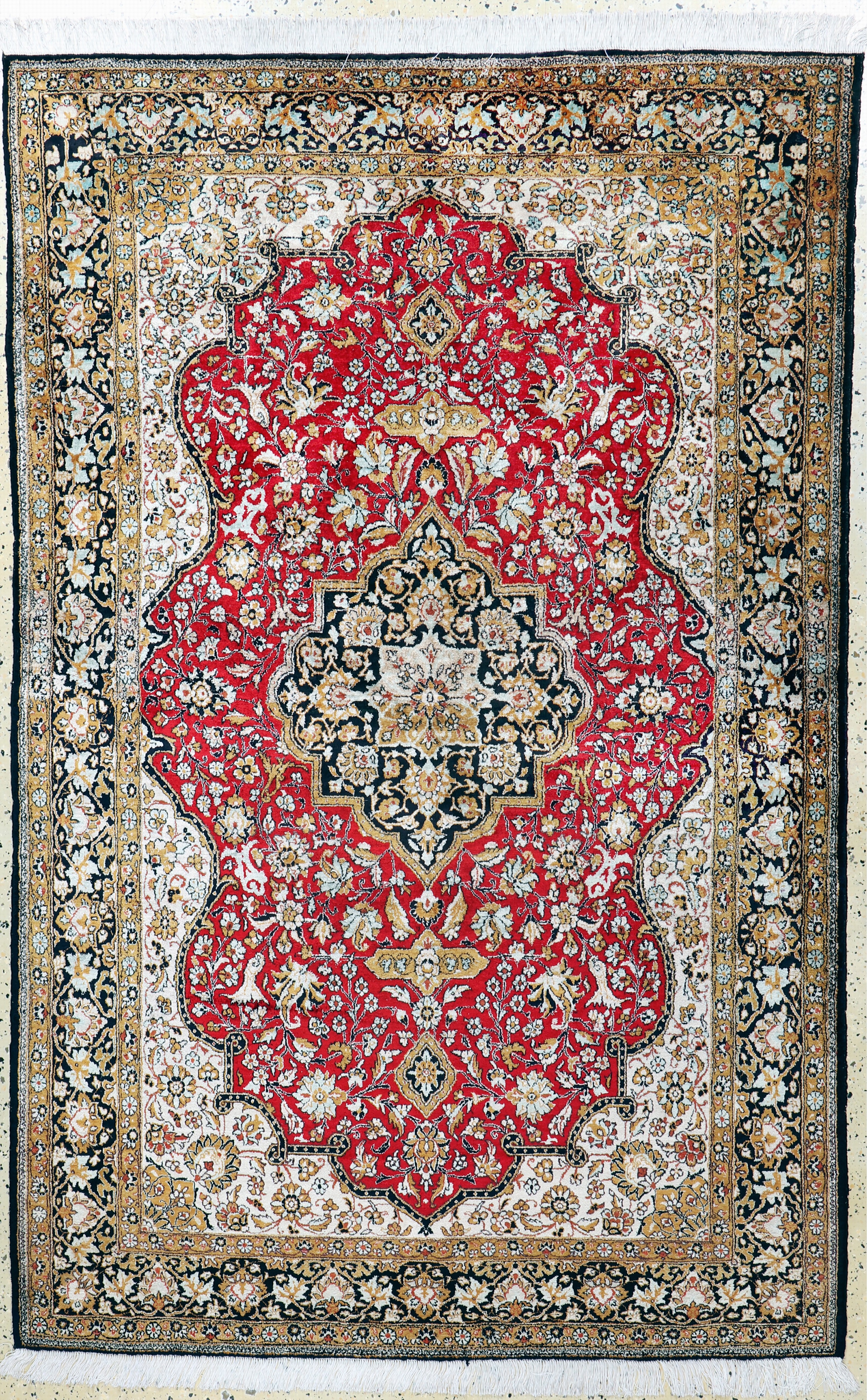 Image 27152211 - Ghom Seide, Persien, Mitte 20.Jhd, reine Naturseide, ca. 215 x 140 cm, gereinigt, EHZ: ...
