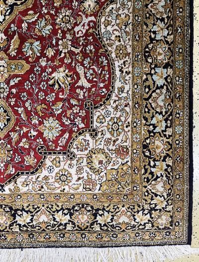 27152211b - Ghom Seide, Persien, Mitte 20.Jhd, reine Naturseide, ca. 215 x 140 cm, gereinigt, EHZ: ...