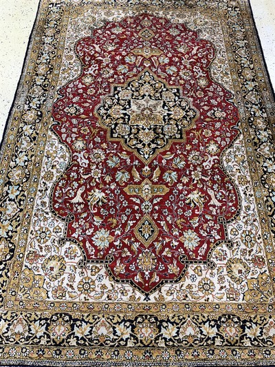 27152211e - Ghom Seide, Persien, Mitte 20.Jhd, reine Naturseide, ca. 215 x 140 cm, gereinigt, EHZ: ...