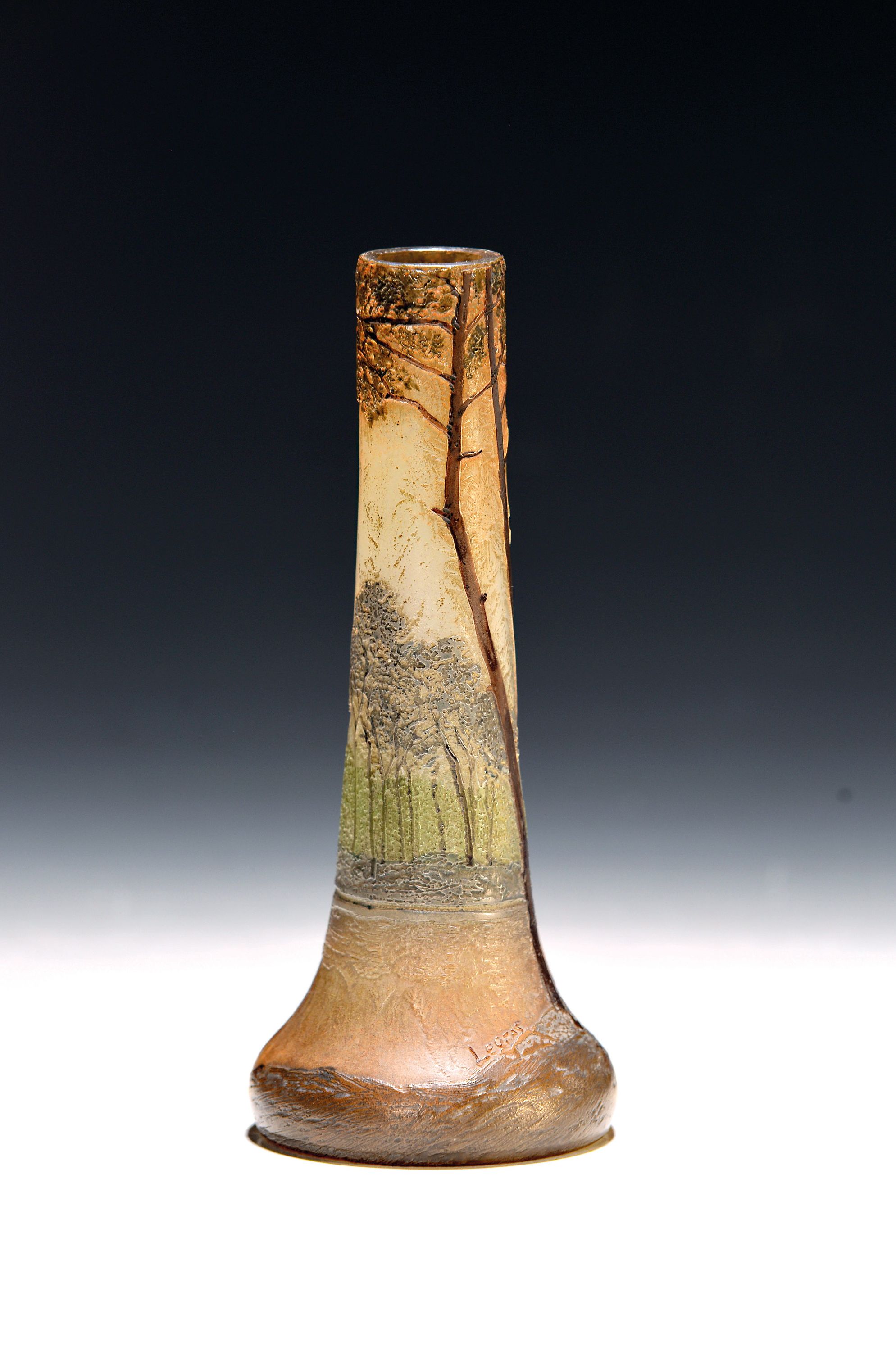 Image 27153316 - Small long-necked vase, Legras & Cie, around 1900-14 , glass, etched Cameo-decor, ...