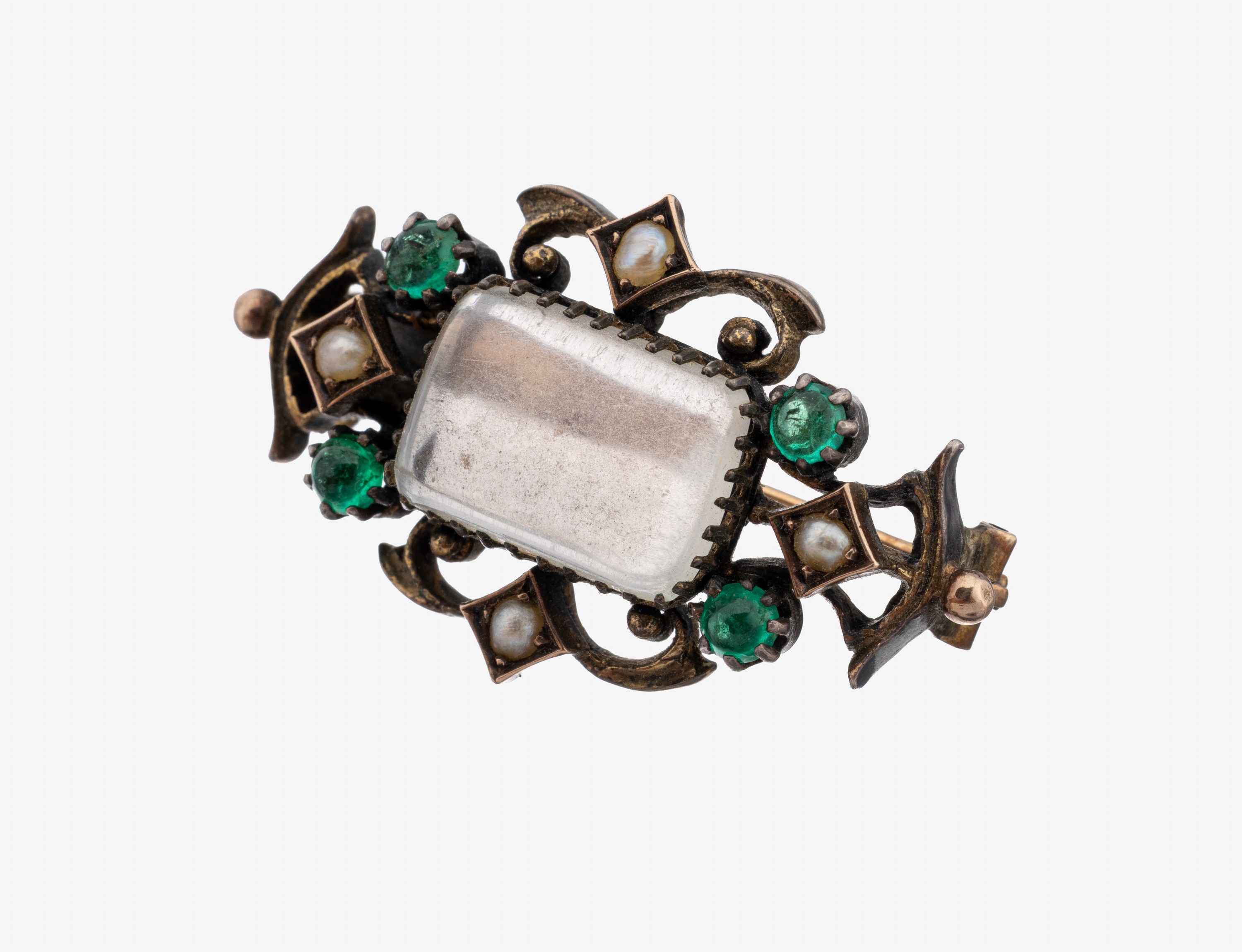 Image 27153369 - Farbstein-Perl-Brosche, um 1900, Silber gepr., mittig kissenf. Mondstein-Cabochon, 4 ...