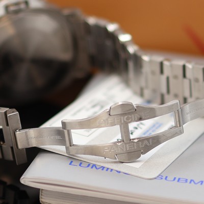 27153315c - PANERAI Herrenarmbanduhr Luminor GMT Referenz PAM00161, Automatik, I-Serie, auf 500 ...
