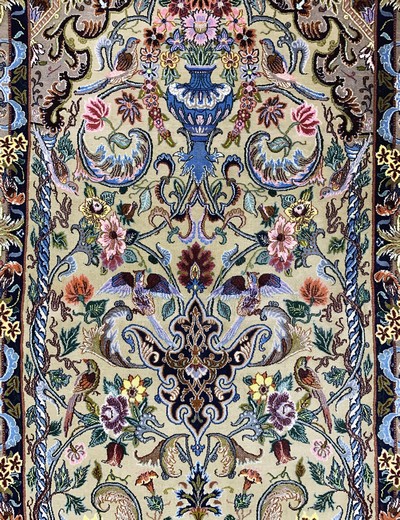 27154034c - Esfahan fein, Persien, Mitte 20.Jhd, Korkwolle auf Seide, ca. 171 x 109 cm, ca. 1,0Mio. ...