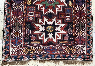 27154041c - ´Leshgi´Kazak antik, Kaukasus, 19.Jhd, Wolle auf Wolle, ca. 235 x 113 cm, EHZ: ...