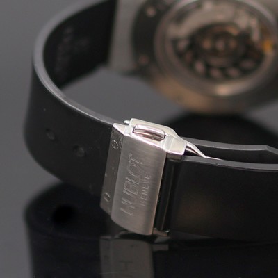 27154048d - HUBLOT Super B Flyback Armbandchronograph Referenz B 1926.1, Automatik, beids. vergl. ...