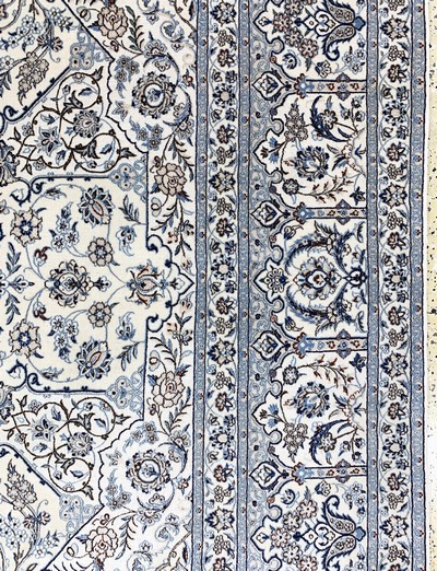27154050e - Nain fein(6 La), Persien, Ende 20.Jhd, Korkwolle mit Seide, ca. 261 x 258 cm, ca. ...