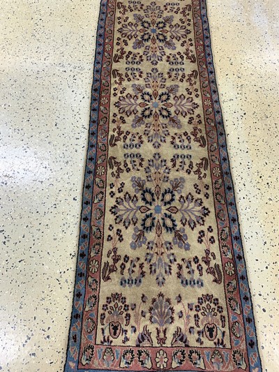 27154065c - Sarogh Kork, Indien, Ende 20.Jhd, Korkwolleauf Baumwolle, ca. 215 x 63 cm, EHZ: 2(antik ...