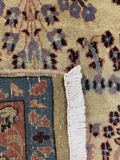 27154065d - Sarogh Kork, Indien, Ende 20.Jhd, Korkwolleauf Baumwolle, ca. 215 x 63 cm, EHZ: 2(antik ...