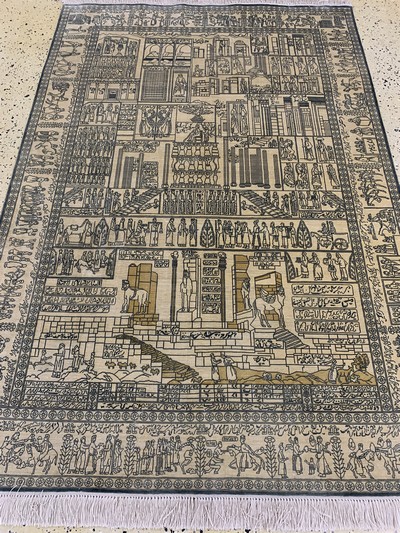 27154074g - Hereke Seide fein, China, Ende 20.Jhd, reine Naturseide, ca. 183 x 124 cm, EHZ: 2 ...