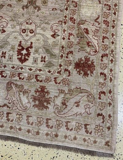 27154076a - Sigler Mahal, Pakistan, Ende 20.Jhd, Wolle auf Baumwolle, ca. 277 x 250 cm, EHZ: 1-2 ...
