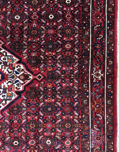 27154683d - Hosseinabad, Persien, Mitte 20.Jhd, Wolle auf Baumwolle, ca. 310 x 210 cm, EHZ: 2 ...